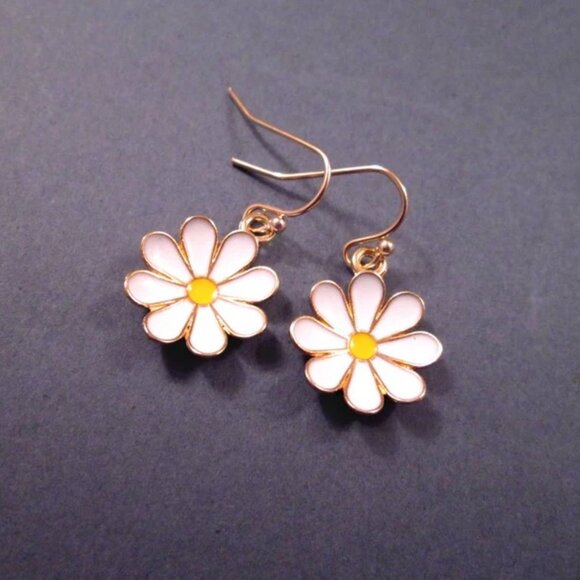 4/$12~Daisy Earrings - Picture 3 of 3